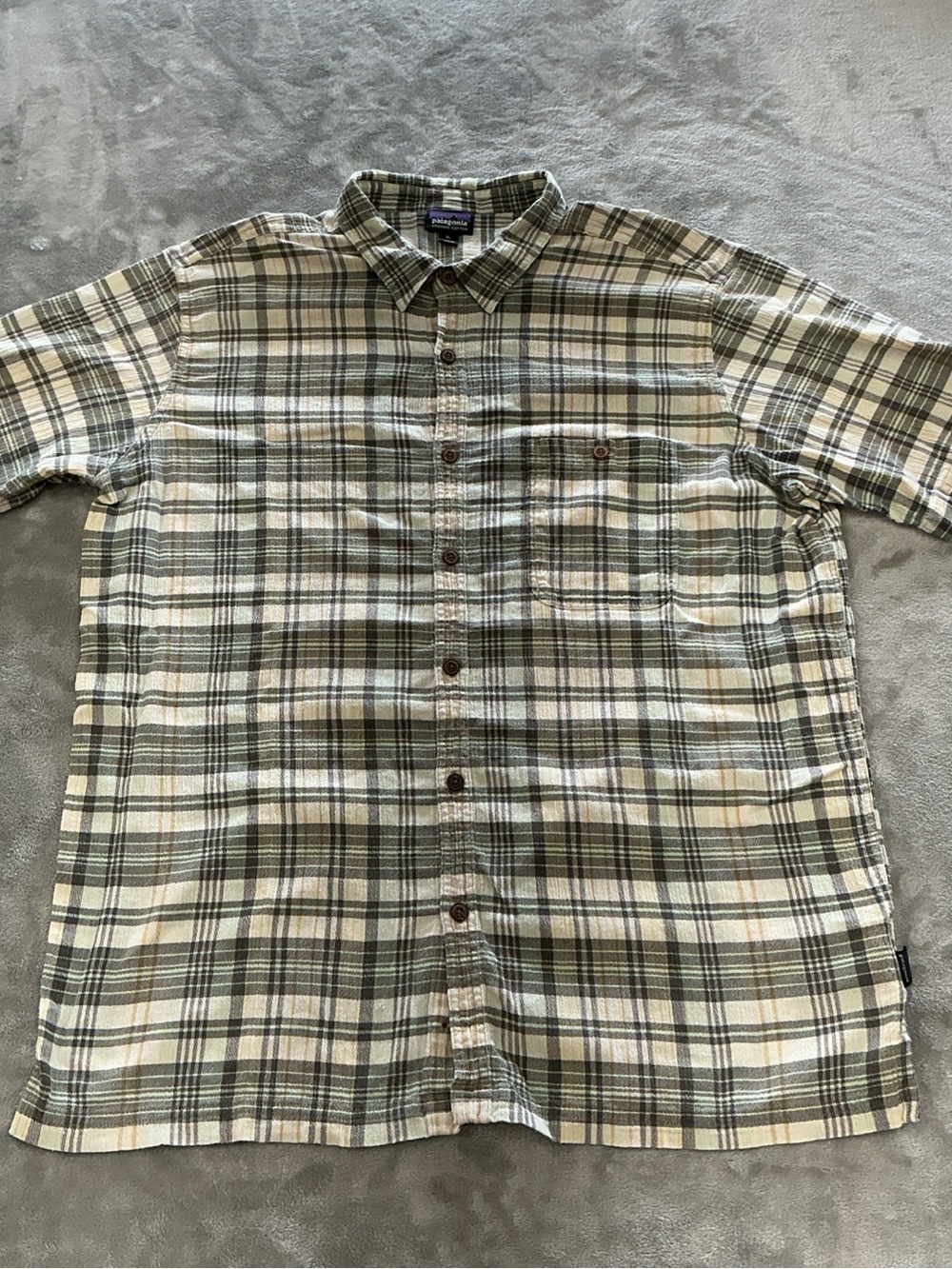 Patagonia A/C Short Sleeve Button Up Men’s XL Organic Cotton Green Plaid 52921